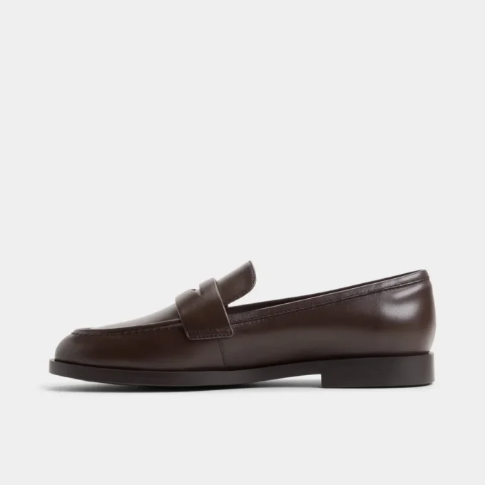 Adaladar Loafer, Kupa taban