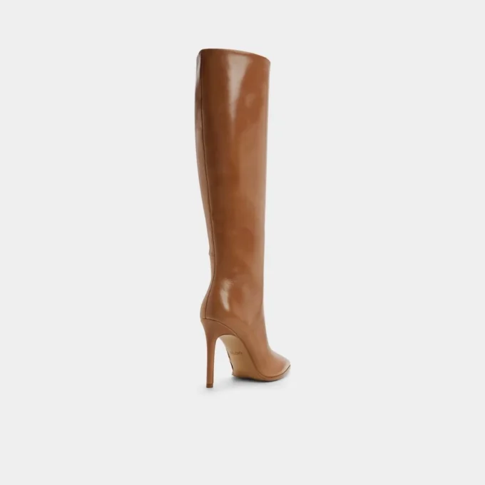Alabrenda Diz boyu çizme, Stiletto topuk