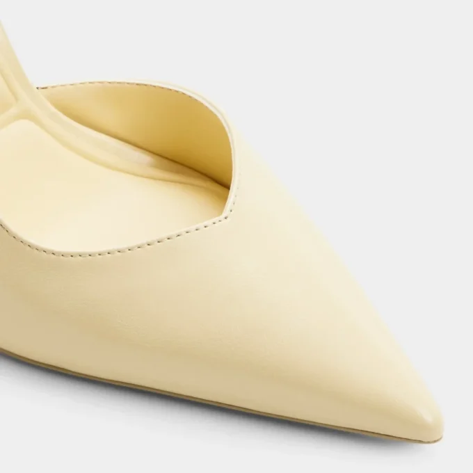 Amilie Slingback topuklu ayakkabı, Stiletto topuk