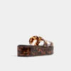 Anayelie Terlik, Platform