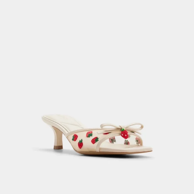 Begoniaa Topuklu mule, Kitten topuk