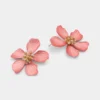 Cammelia Dikkat Çeken Küpeler
