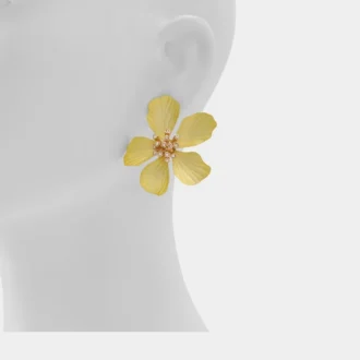 Cammelia Dikkat Çeken Küpeler