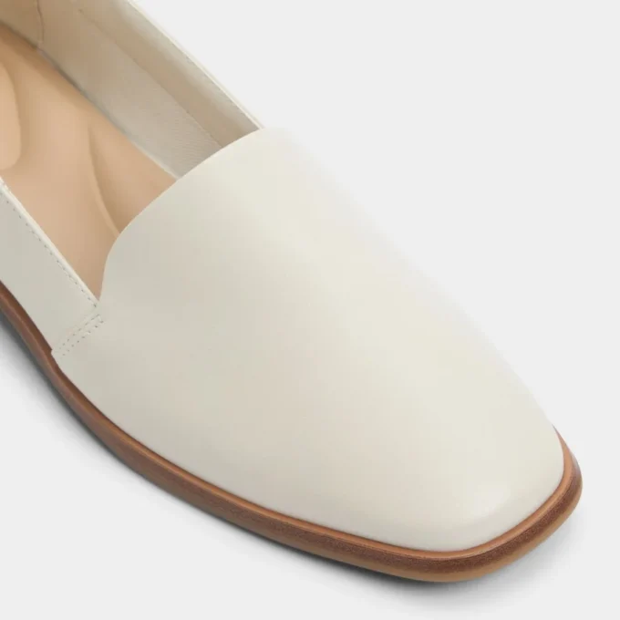 Caraelia Loafer