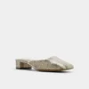 Lannah Mule, Blok topuk