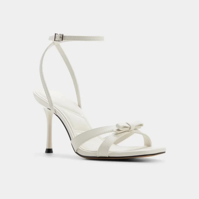 Leesia Bantlı topuklu sandalet, Stiletto topuk