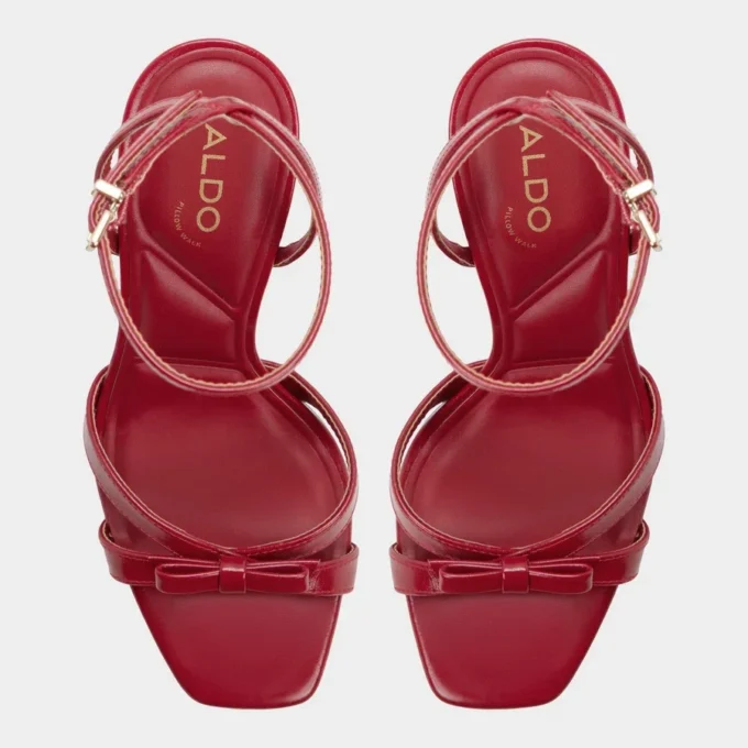 Leesia Bantlı topuklu sandalet, Stiletto topuk