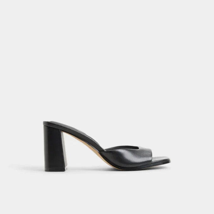 Lisia Topuklu mules, Blok topuk