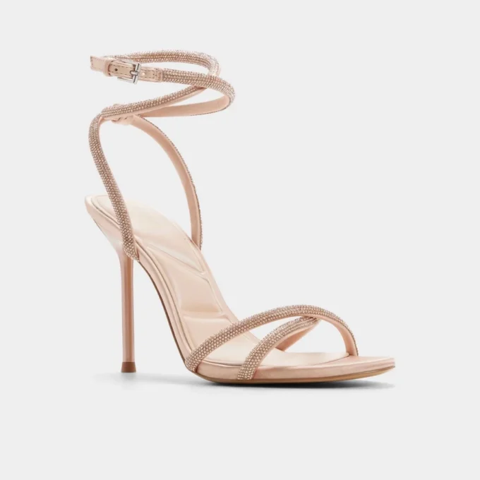 Manaelden Bantlı topuklu sandalet, Stiletto topuk