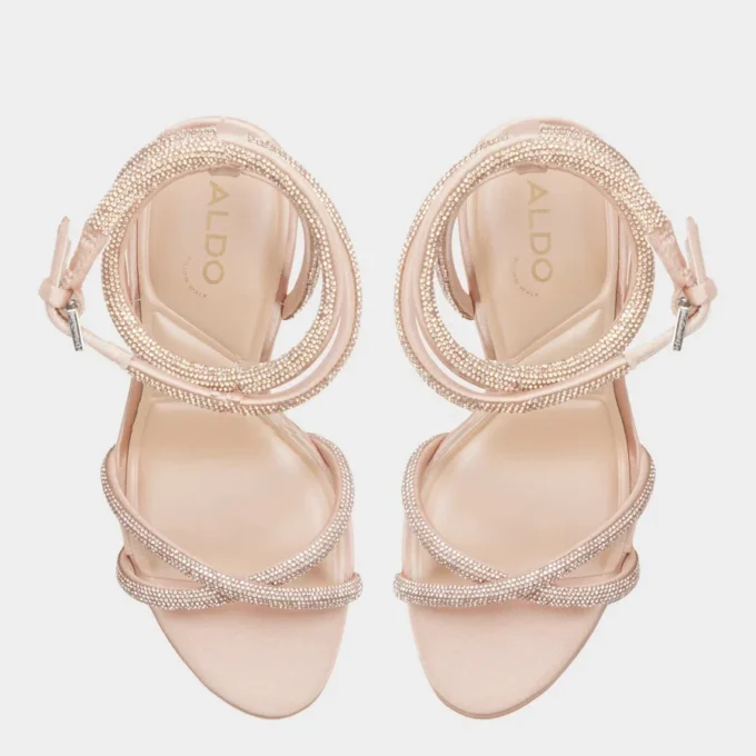 Manaelden Bantlı topuklu sandalet, Stiletto topuk