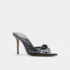 Moralie Topuklu mule, Stiletto topuk