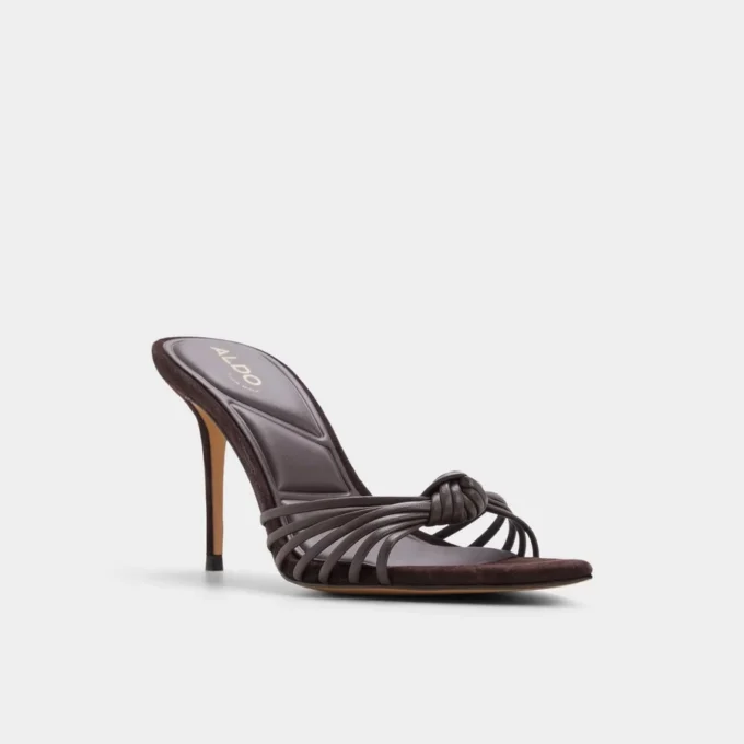 Moralie Topuklu mule, Stiletto topuk
