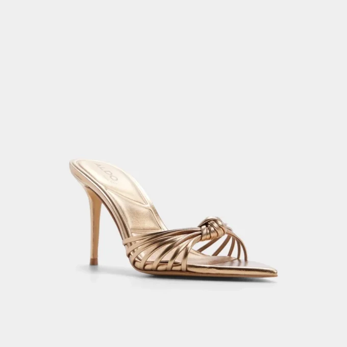 Moralie Topuklu mule, Stiletto topuk