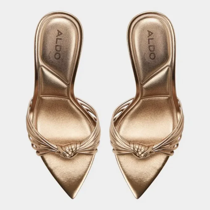 Moralie Topuklu mule, Stiletto topuk