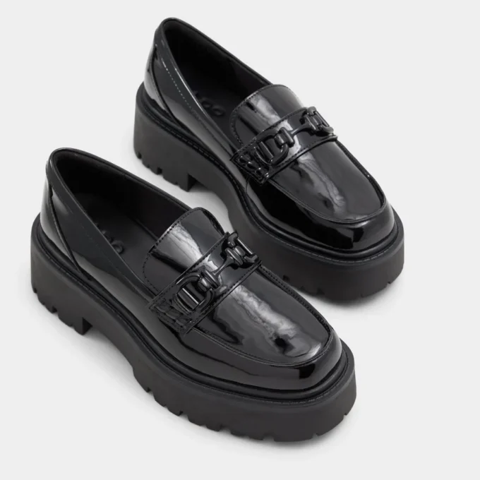 Oneameth Loafer, Tırnaklı taban
