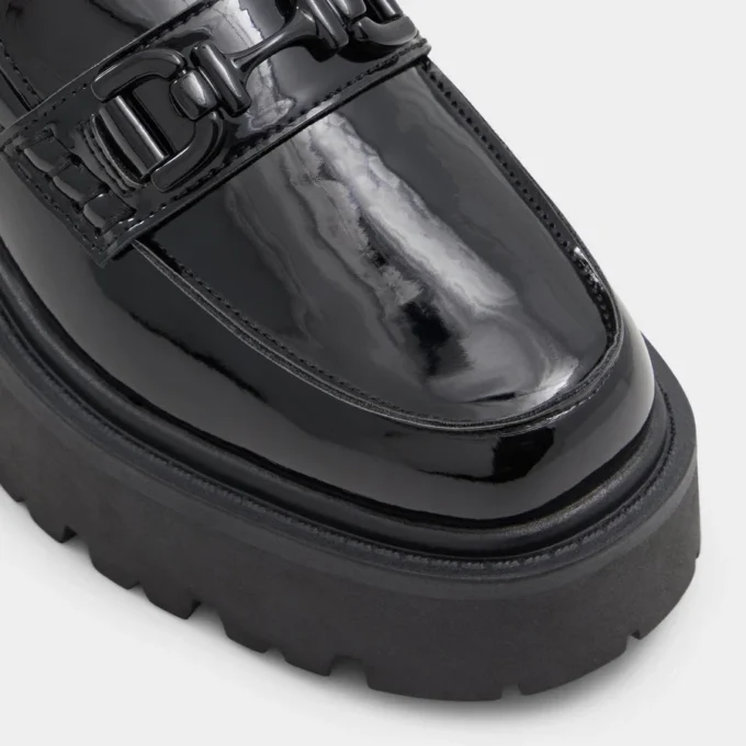 Oneameth Loafer, Tırnaklı taban