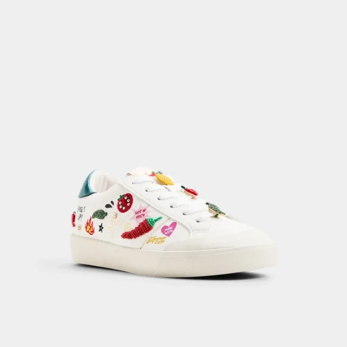 Spicy Sneaker, Kupa taban