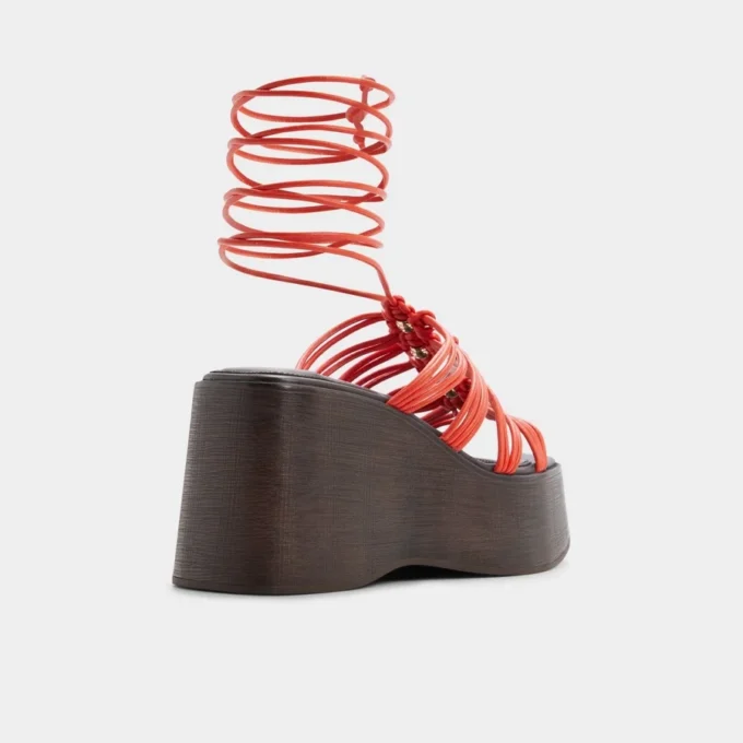 Timber Strappy wedge sandalet, Kama topuk Timber Strappy wedge sandalet, Kama topuk