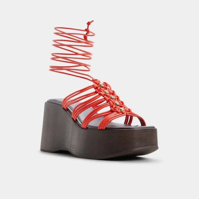 Timber Strappy wedge sandalet, Kama topuk Timber Strappy wedge sandalet, Kama topuk